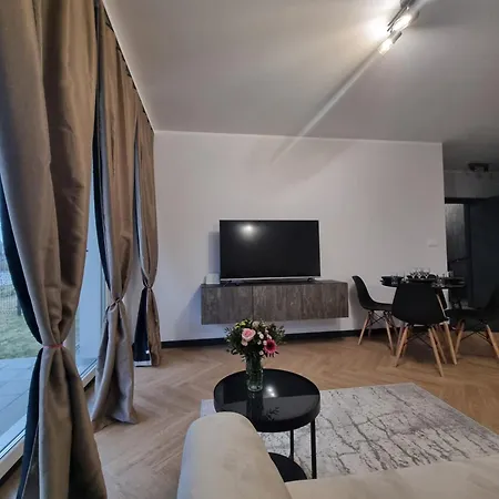 Parkowa Premium شقة *